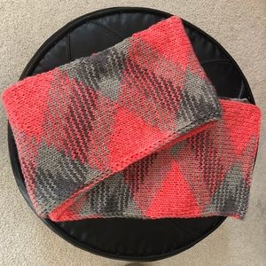 Preppy Argyle Hand Knit Scarf
